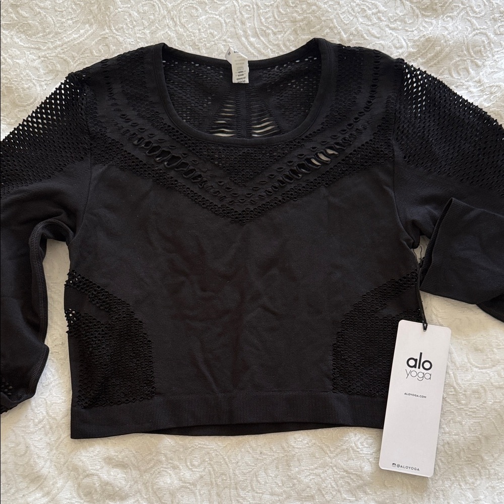 ALO Yoga Women's Black Mesh Blouse